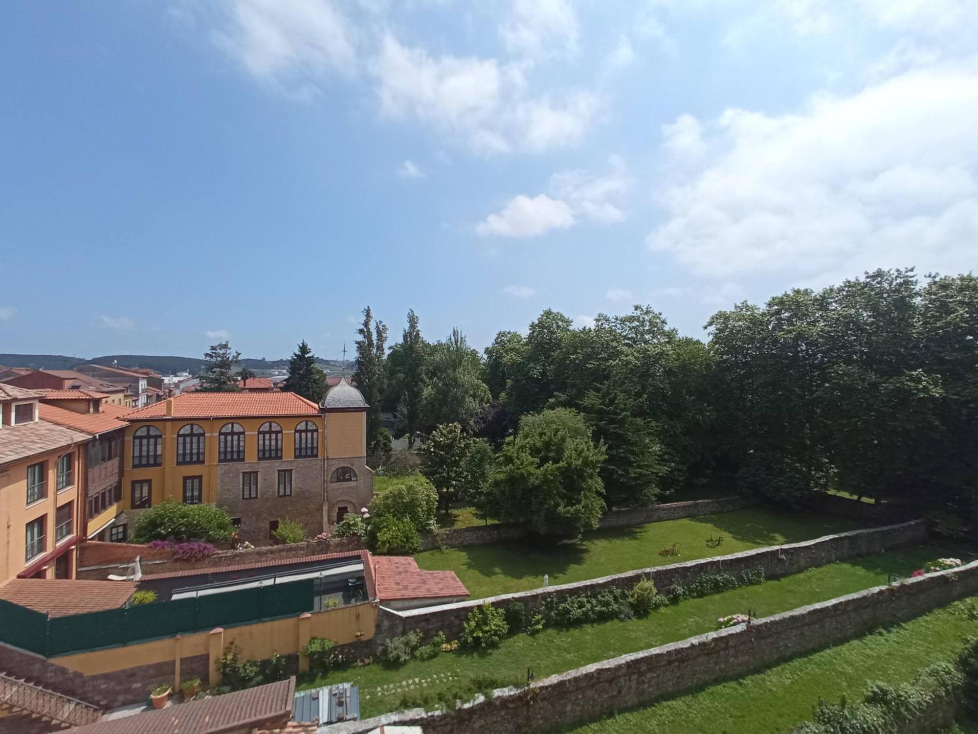 Piso Aviles Centro Parque Ferrera Dış mekan fotoğraf